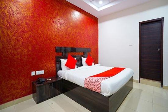 Hotel Nova Rooms Atlanta Shopping Surat Exterior foto